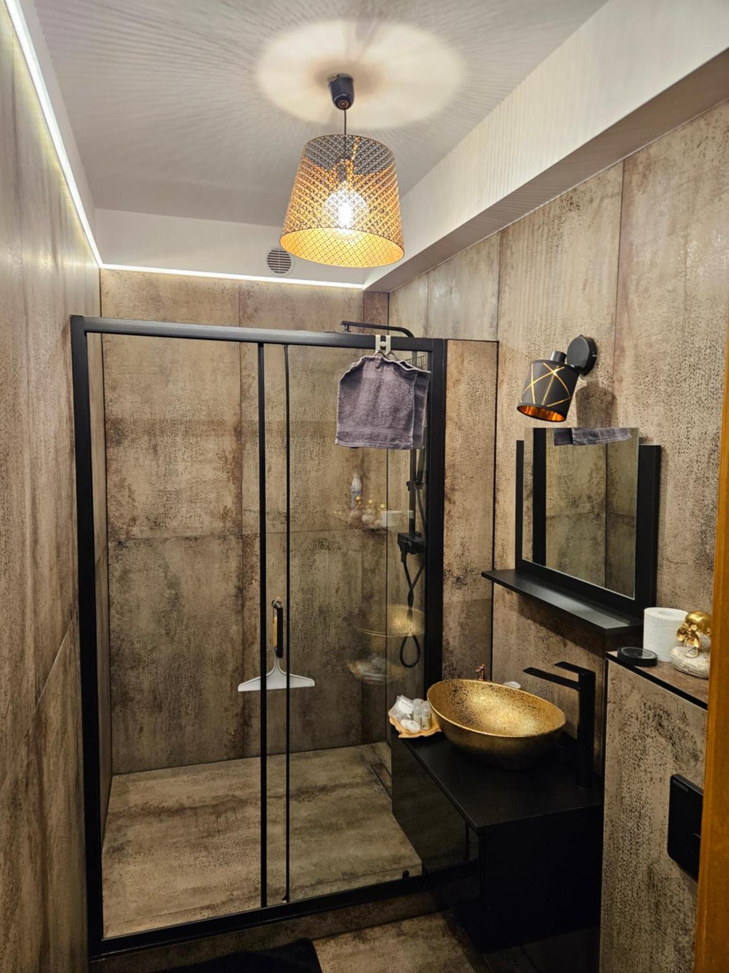 Toelgyes Apartmanhaz Сегед Екстер'єр фото
